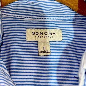 Adult Small Men’s White and Blue Striped Dress Shirt